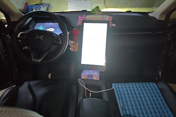 Used XPeng G3 2022 G3i 520N+ Center Console