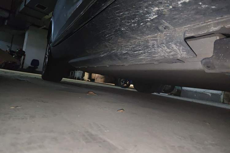 Used XPeng G3 2022 G3i 520N+ Chassis Front Right