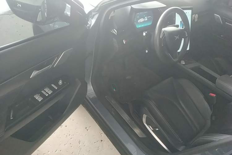 Used XPeng G3 2022 G3i 520N+ Driver Seat