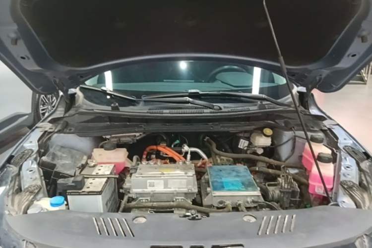 Used XPeng G3 2022 G3i 460N Engine Bay