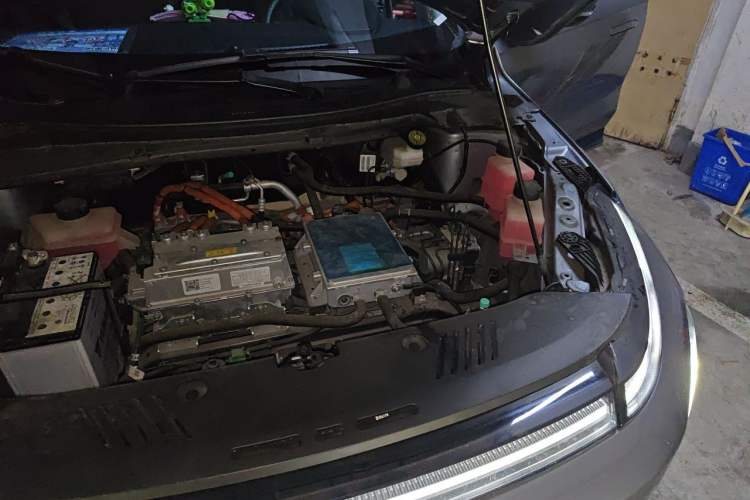 Used XPeng G3 2022 G3i 520N+ Engine Bay Left