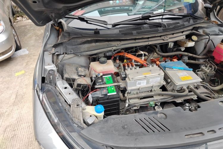 Used XPeng G3 2022 G3i 460N Engine Bay Right