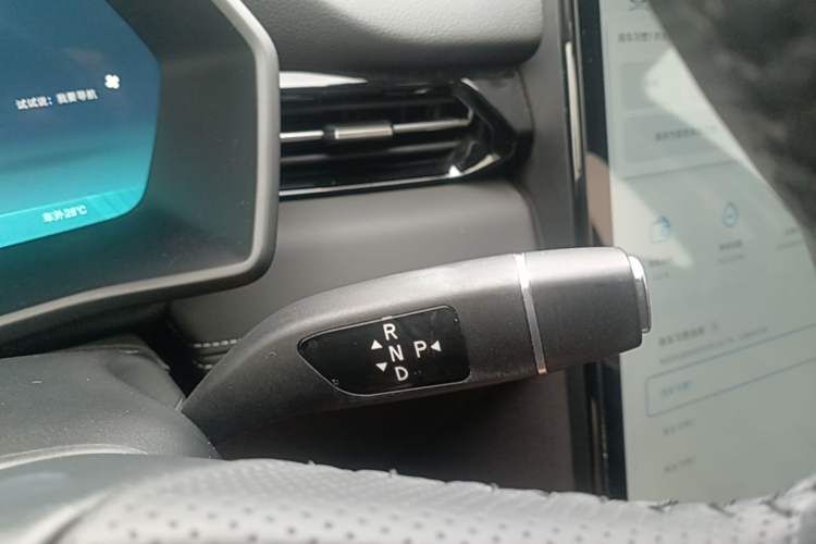 Used XPeng G3 2022 G3i 520N Gear Lever
