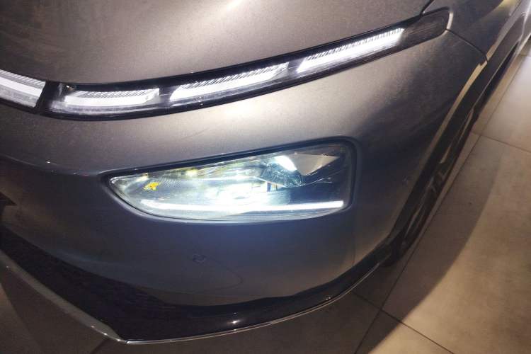 Used XPeng G3 2022 G3i 460N+ Left Front Headlight