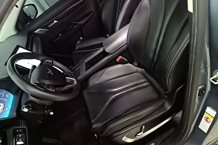 Used XPeng G3 2022 G3i 460N Left Front Seat