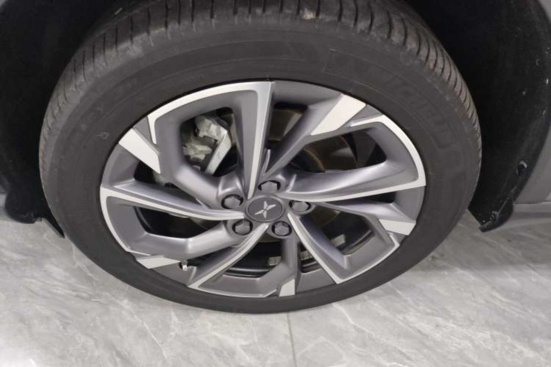 Used XPeng G3 2022 G3i 520G+ Left Front Wheel Hub
