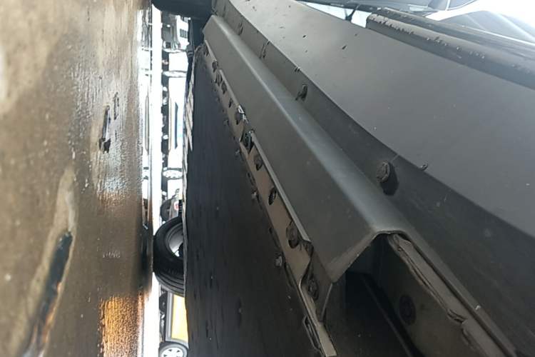 Used XPeng G3 2022 G3i 520N Left Side Sill