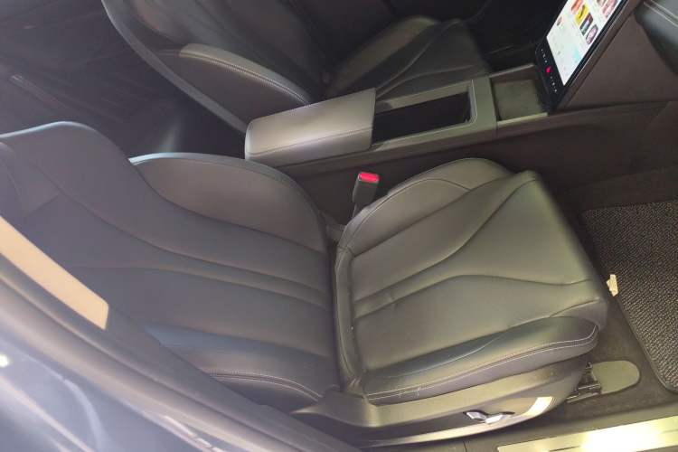 Used XPeng G3 2022 G3i 460G+ Right Front Seat