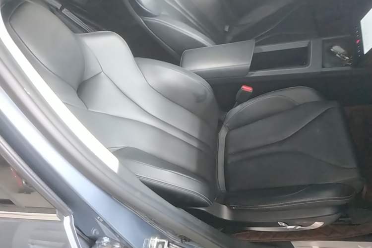 Used XPeng G3 2022 G3i 520N+ Right Front Seat