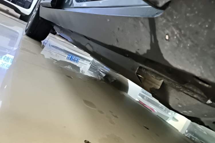 Used XPeng G3 2022 G3i 460N Right Side Sill