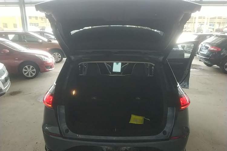 Used XPeng G3 2022 G3i 520N+ Trunk