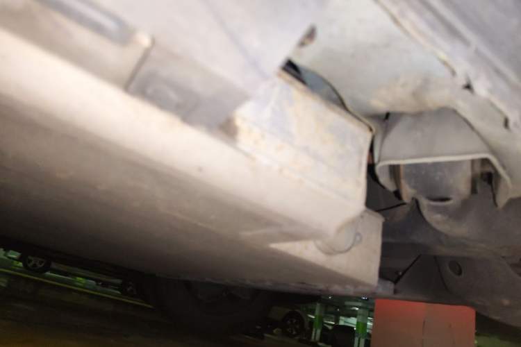 Used XPeng G3 2022 G3i 460G+ Chassis Front Right