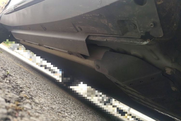 Used XPeng G3 2022 G3i 460N Chassis Front Right