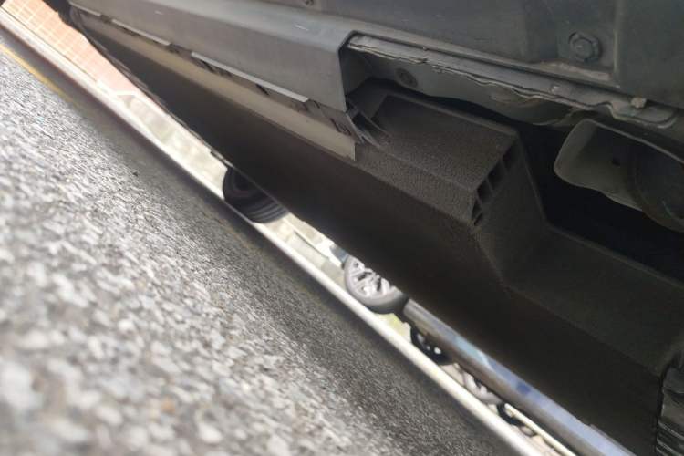 Used XPeng G3 2022 G3i 460N Chassis Rear Left