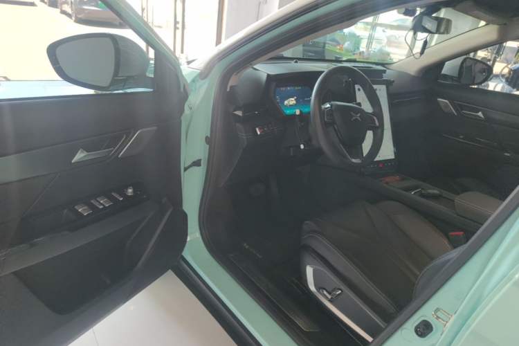 Used XPeng G3 2022 G3i 460G+ Driver Seat