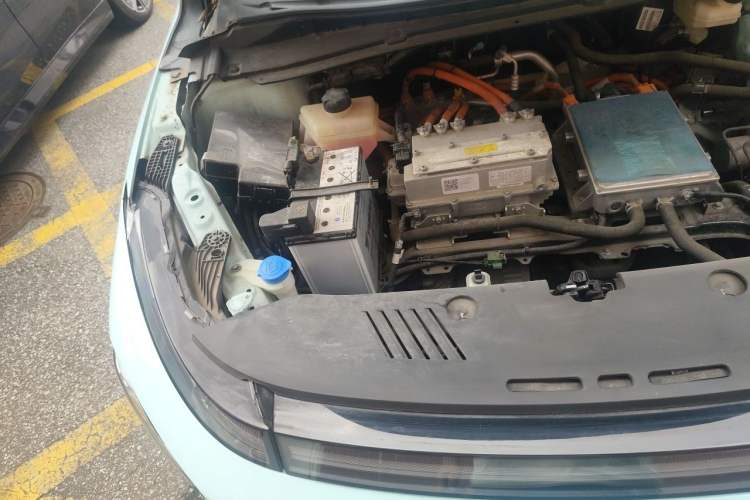 Used XPeng G3 2022 G3i 460N Engine Bay Right