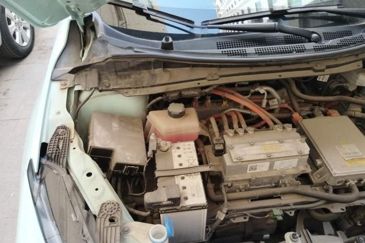 Used XPeng G3 2022 G3i 460N Engine Bay Right