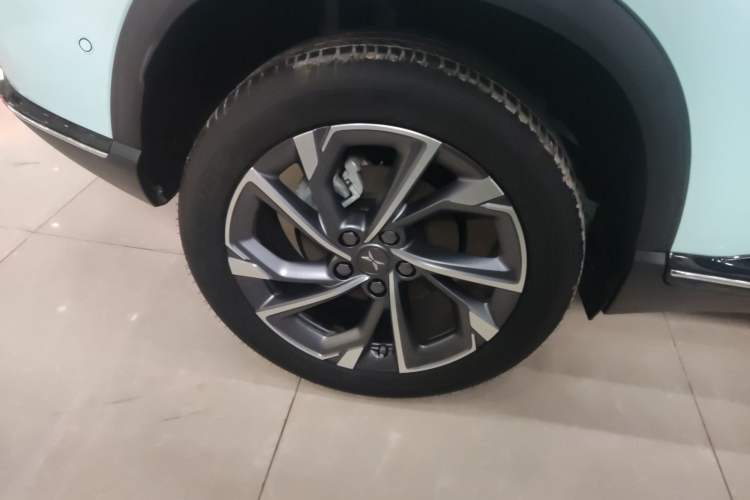 Used XPeng G3 2022 G3i 460N Exterior 8