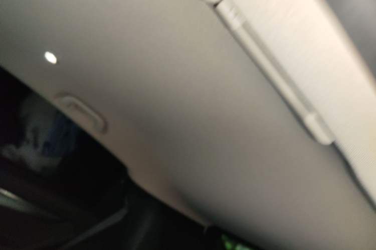 Used XPeng G3 2022 G3i 460G+ Headliner