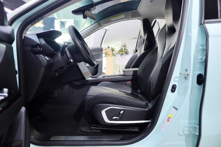 Used XPeng G3 2022 G3i 460N+ Interior 5