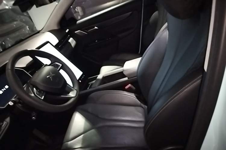 Used XPeng G3 2022 G3i 520N+ Left Front Seat