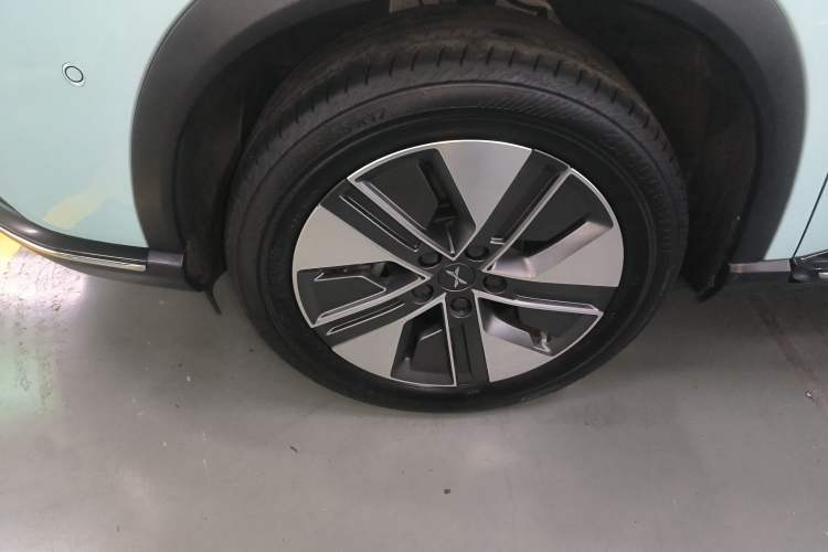 Used XPeng G3 2022 G3i 460G+ Left Front Wheel Hub
