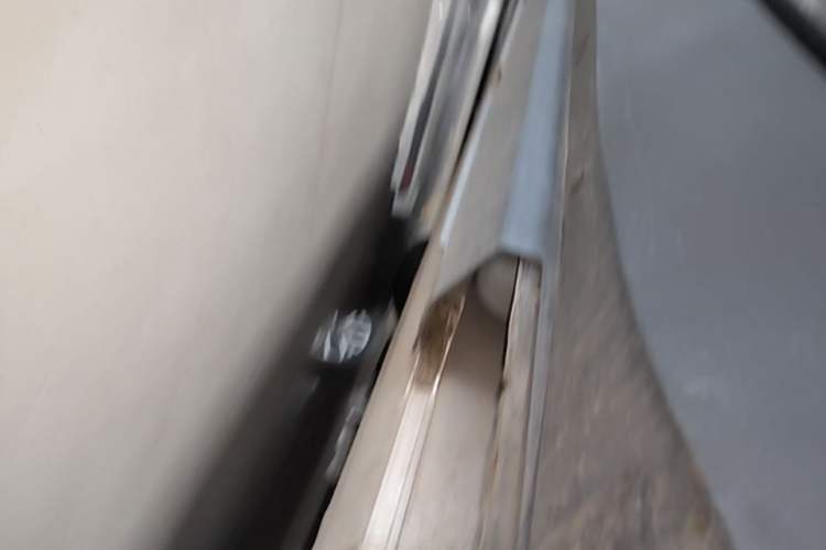 Used XPeng G3 2022 G3i 460G+ Left Side Sill