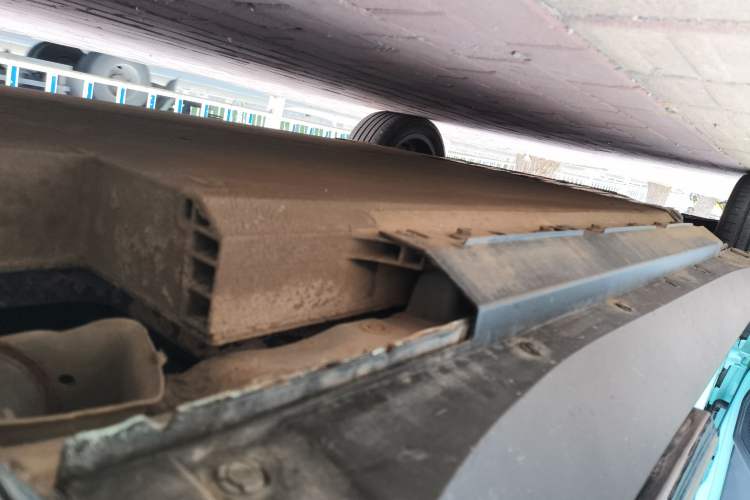 Used XPeng G3 2022 G3i 460N Left Side Sill