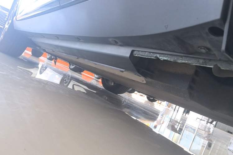 Used XPeng G3 2022 G3i 460N Left Side Sill