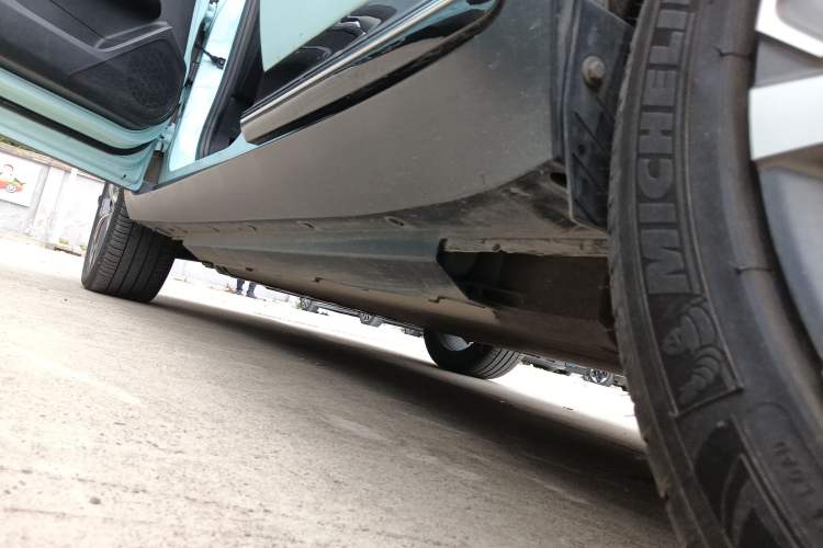 Used XPeng G3 2022 G3i 460N Left Side Sill