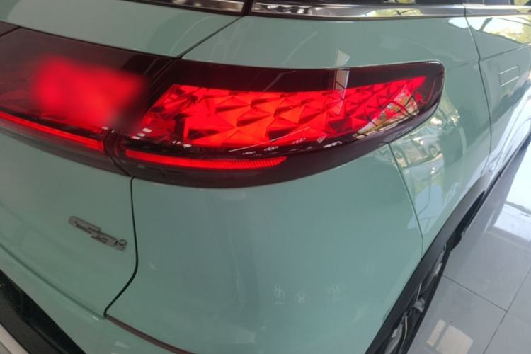 Used XPeng G3 2022 G3i 460G+ Right Rear Taillight