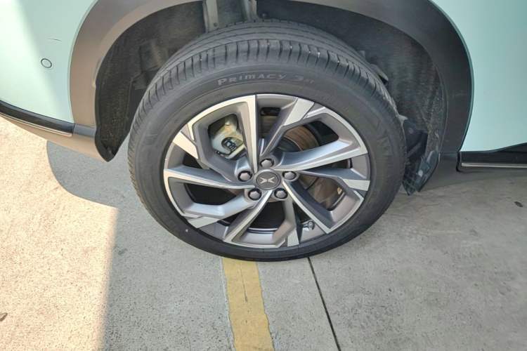Used XPeng G3 2022 G3i 460N Right Rear Wheel Hub