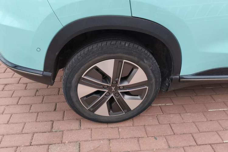 Used XPeng G3 2022 G3i 460N Right Rear Wheel Hub