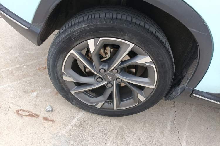 Used XPeng G3 2022 G3i 460N Right Rear Wheel Hub