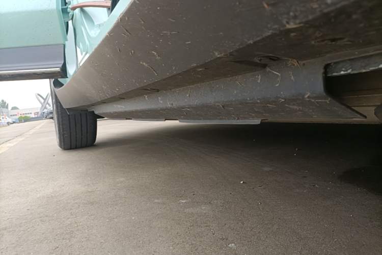 Used XPeng G3 2022 G3i 460G+ Right Side Sill