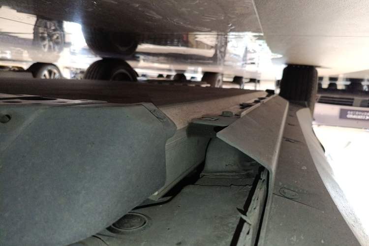 Used XPeng G3 2022 G3i 460N+ Right Side Sill