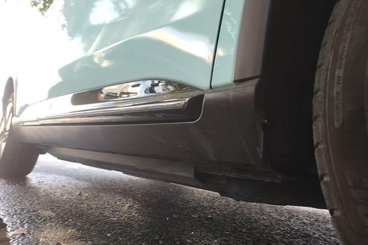 Used XPeng G3 2022 G3i 460G+ Right Side Sill