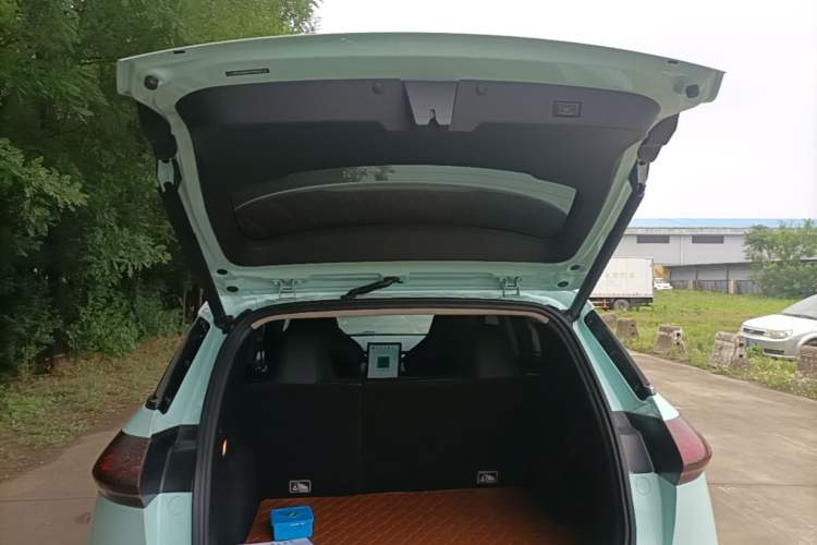 Used XPeng G3 2022 G3i 460G+ Trunk