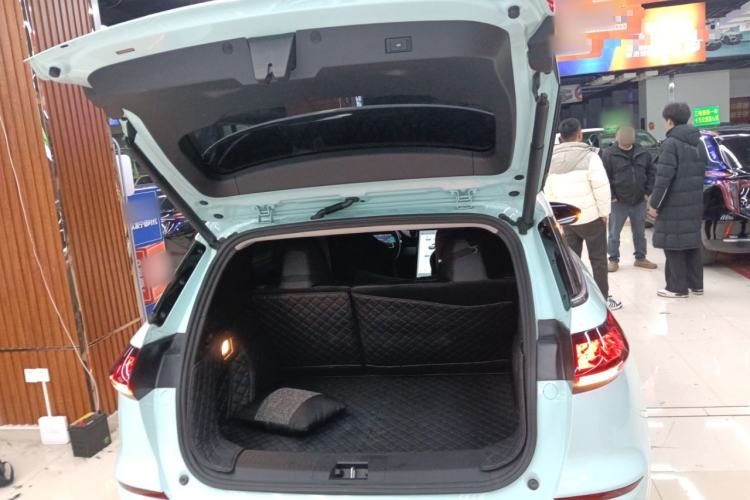 Used XPeng G3 2022 G3i 460N+ Trunk