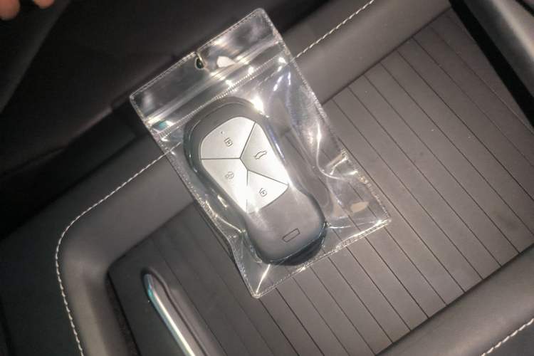 Used XPeng G3 2022 G3i 460G+ Vehicle Key
