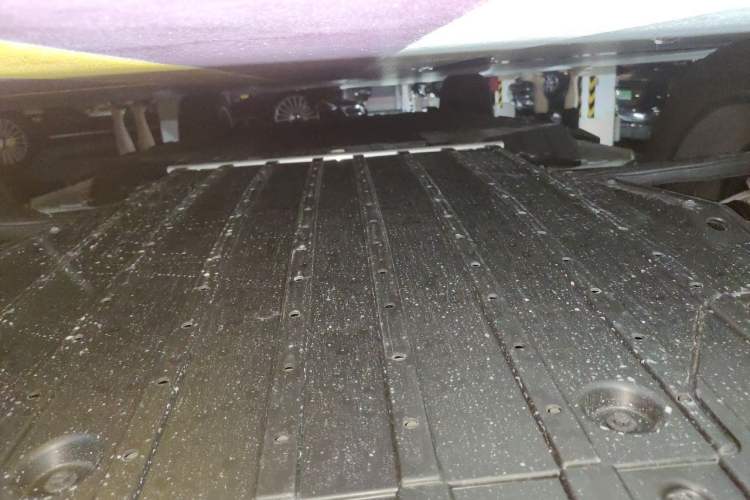 Used XPeng G3 2022 G3i 460N Chassis Front