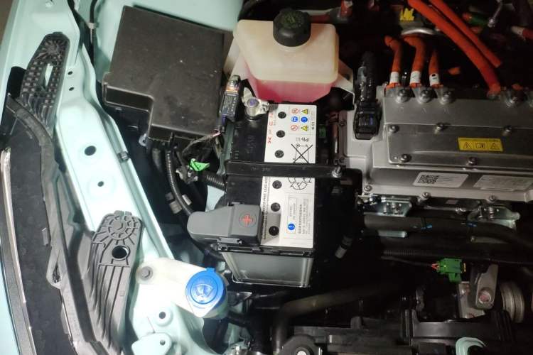 Used XPeng G3 2022 G3i 460N Engine Bay Right