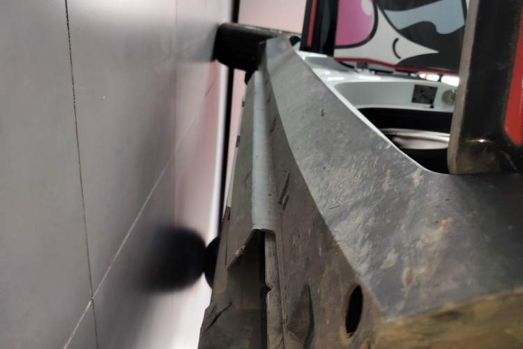 Used XPeng G3 2022 G3i 460N Right Side Sill