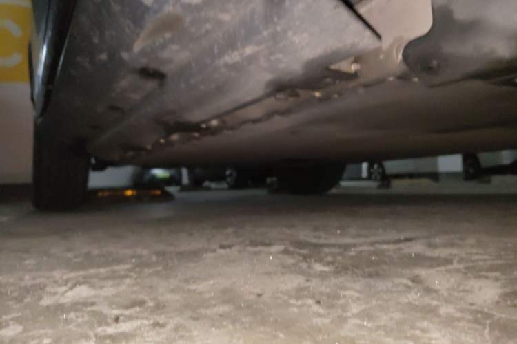 Used XPeng G3 2022 G3i 460G Chassis Front Right
