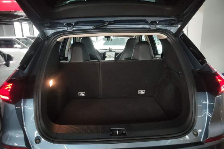 Used XPeng G3 2022 G3i 460N+ Trunk