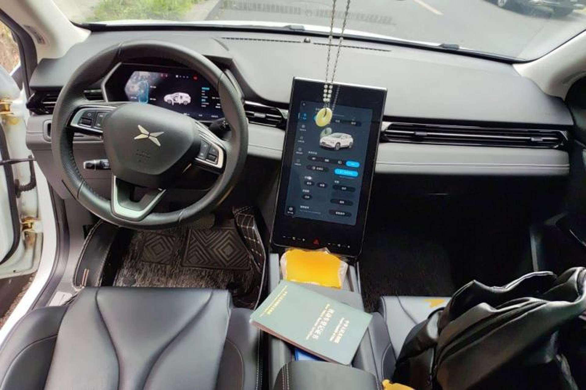 Used XPeng G3 2022 G3i 460G+ Center Console