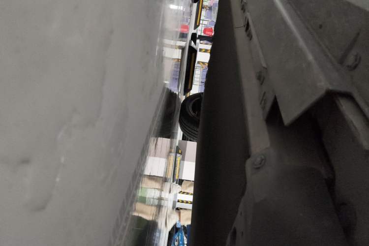 Used XPeng G3 2022 G3i 460N Chassis Front Right