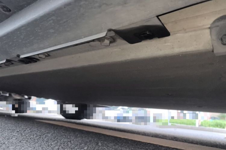 Used XPeng G3 2022 G3i 460N Chassis Front Right