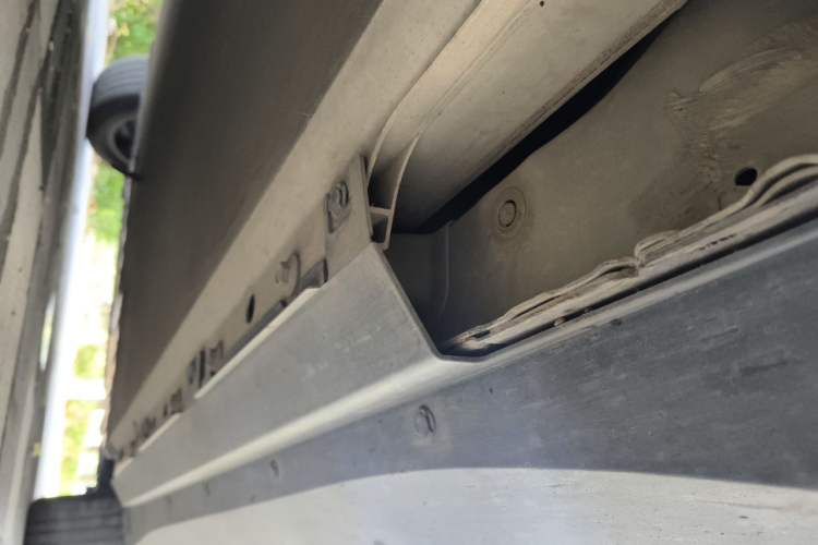 Used XPeng G3 2022 G3i 520N+ Chassis Rear Right