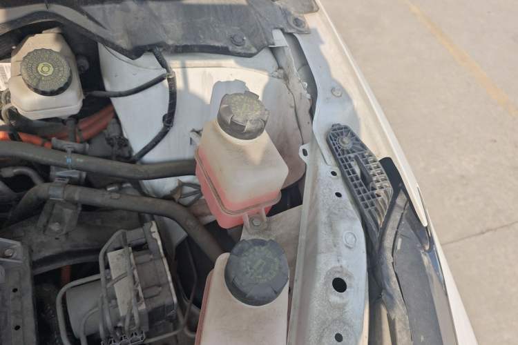 Used XPeng G3 2022 G3i 460G Engine Bay Left